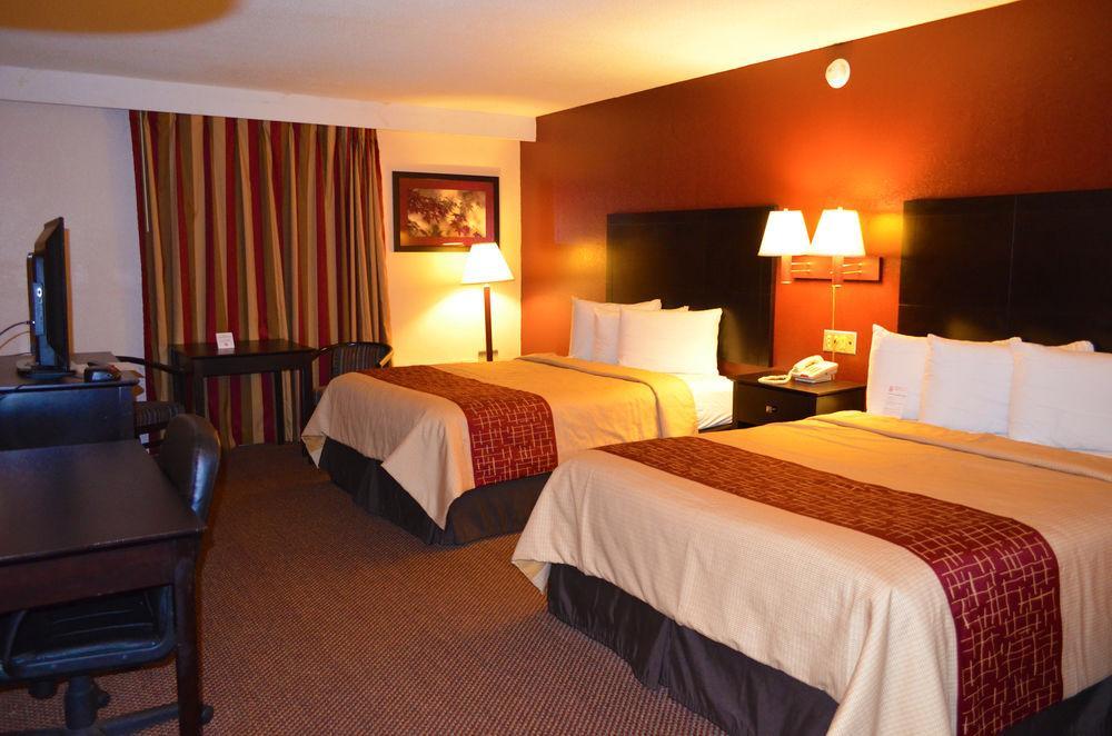 Red Roof Inn Lumberton Extérieur photo